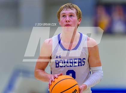 Thumbnail 3 in Mountain Home vs Farmington (Atlas Asphalt Holiday Classic) photogallery.
