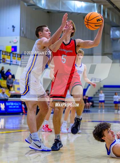 Thumbnail 2 in Mountain Home vs Farmington (Atlas Asphalt Holiday Classic) photogallery.