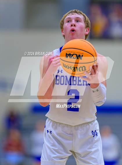Thumbnail 3 in Mountain Home vs Farmington (Atlas Asphalt Holiday Classic) photogallery.