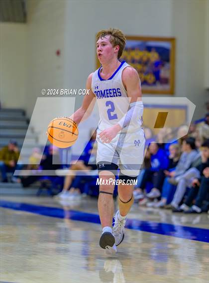 Thumbnail 3 in Mountain Home vs Farmington (Atlas Asphalt Holiday Classic) photogallery.