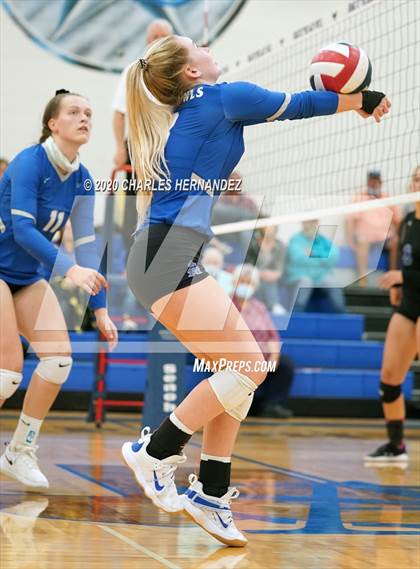 Thumbnail 1 in Hardin @ Anderson-Shiro photogallery.