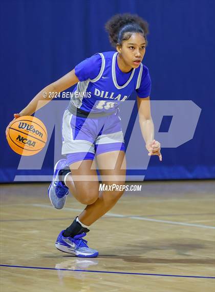 Thumbnail 2 in John Marshall vs. Dillard (She Got Game Classic) photogallery.