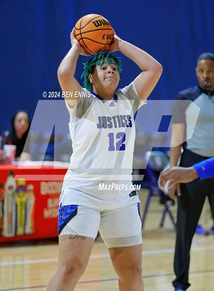 Thumbnail 1 in John Marshall vs. Dillard (She Got Game Classic) photogallery.