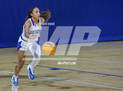 Thumbnail 1 in John Marshall vs. Dillard (She Got Game Classic) photogallery.