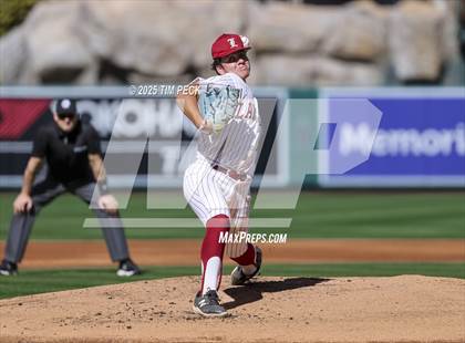 Thumbnail 2 in La Serna vs. Estancia photogallery.