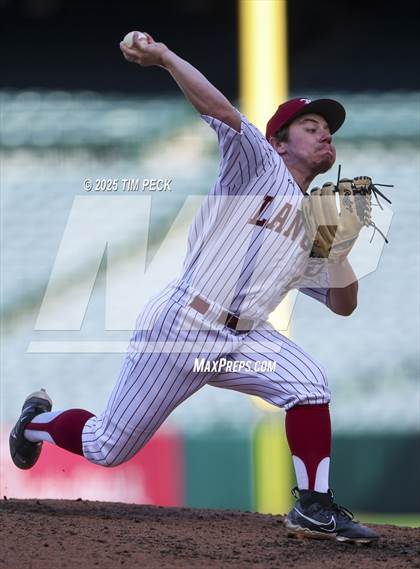 Thumbnail 3 in La Serna vs. Estancia photogallery.