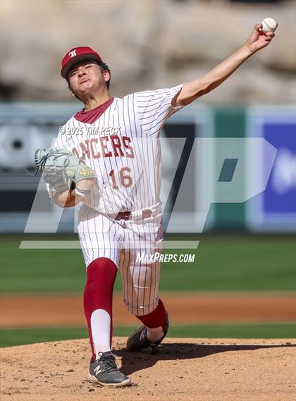 Thumbnail 1 in La Serna vs. Estancia photogallery.