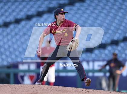 Thumbnail 1 in La Serna vs. Estancia photogallery.