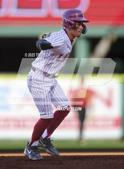 Thumbnail 2 in La Serna vs. Estancia photogallery.