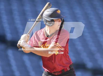 Thumbnail 1 in La Serna vs. Estancia photogallery.