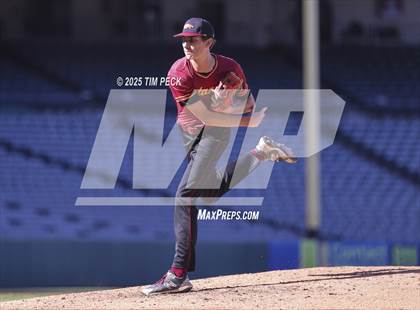 Thumbnail 3 in La Serna vs. Estancia photogallery.