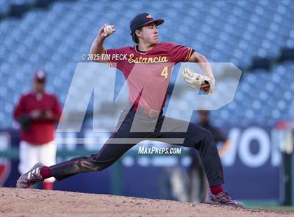 Thumbnail 2 in La Serna vs. Estancia photogallery.