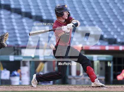 Thumbnail 2 in La Serna vs. Estancia photogallery.