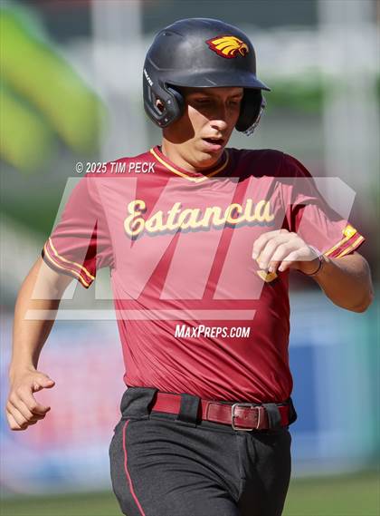 Thumbnail 1 in La Serna vs. Estancia photogallery.