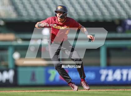 Thumbnail 2 in La Serna vs. Estancia photogallery.