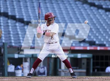 Thumbnail 2 in La Serna vs. Estancia photogallery.