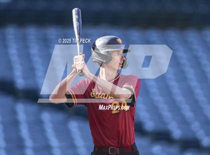 Thumbnail 2 in La Serna vs. Estancia photogallery.