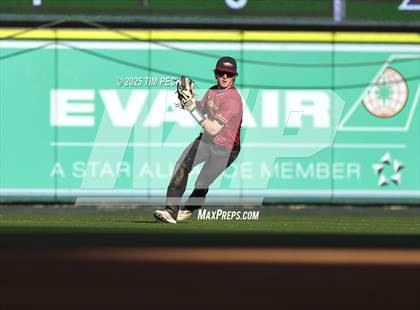 Thumbnail 2 in La Serna vs. Estancia photogallery.