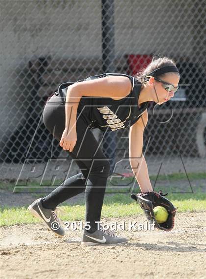 Thumbnail 1 in Woodland vs Berlin (CIAC Class M 1st Round) photogallery.