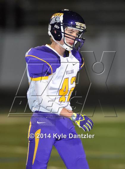 Thumbnail 1 in Gunter vs. Edgewood (UIL 3A Division 2 Region 2 Bi-District) photogallery.