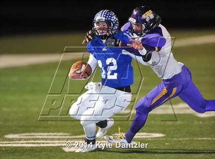 Thumbnail 3 in Gunter vs. Edgewood (UIL 3A Division 2 Region 2 Bi-District) photogallery.