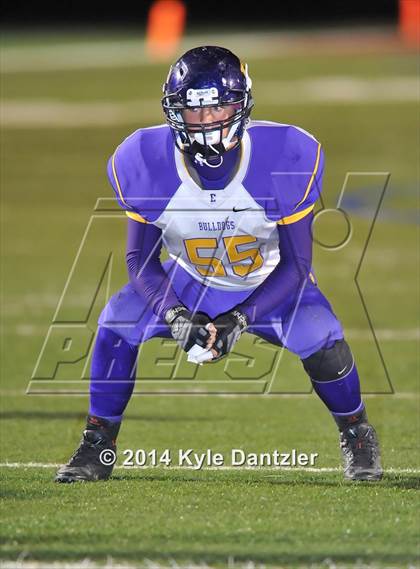 Thumbnail 2 in Gunter vs. Edgewood (UIL 3A Division 2 Region 2 Bi-District) photogallery.