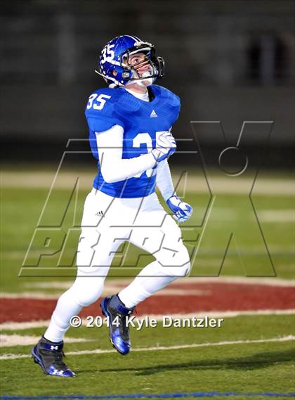 Thumbnail 1 in Gunter vs. Edgewood (UIL 3A Division 2 Region 2 Bi-District) photogallery.