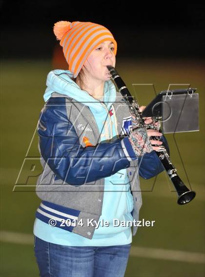 Thumbnail 2 in Gunter vs. Edgewood (UIL 3A Division 2 Region 2 Bi-District) photogallery.