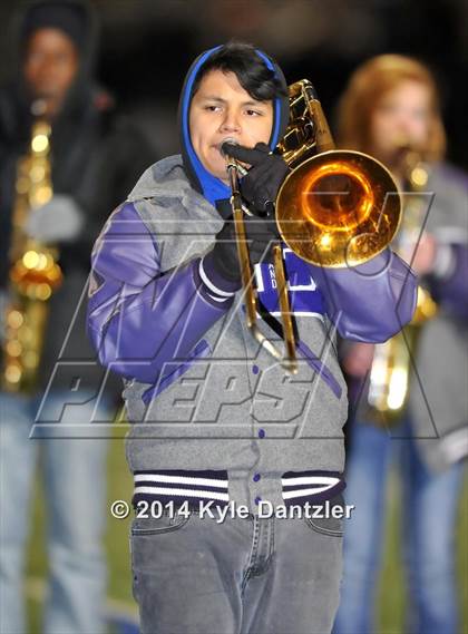 Thumbnail 2 in Gunter vs. Edgewood (UIL 3A Division 2 Region 2 Bi-District) photogallery.