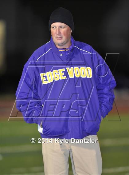 Thumbnail 3 in Gunter vs. Edgewood (UIL 3A Division 2 Region 2 Bi-District) photogallery.