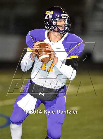 Thumbnail 1 in Gunter vs. Edgewood (UIL 3A Division 2 Region 2 Bi-District) photogallery.