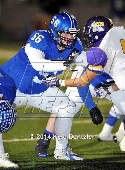Thumbnail 3 in Gunter vs. Edgewood (UIL 3A Division 2 Region 2 Bi-District) photogallery.