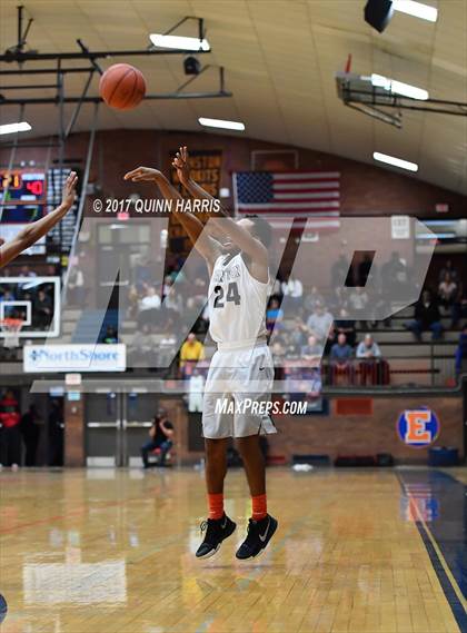 Thumbnail 2 in Evanston vs Homewood-Flossmoor (War on the Shore) photogallery.