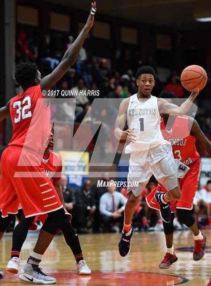 Thumbnail 3 in Evanston vs Homewood-Flossmoor (War on the Shore) photogallery.