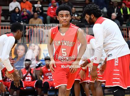 Thumbnail 1 in Evanston vs Homewood-Flossmoor (War on the Shore) photogallery.