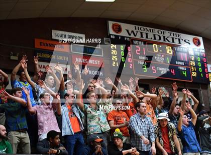 Thumbnail 1 in Evanston vs Homewood-Flossmoor (War on the Shore) photogallery.