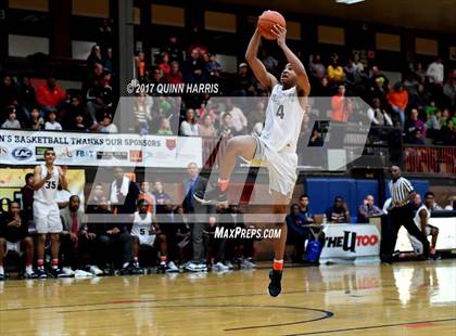Thumbnail 1 in Evanston vs Homewood-Flossmoor (War on the Shore) photogallery.