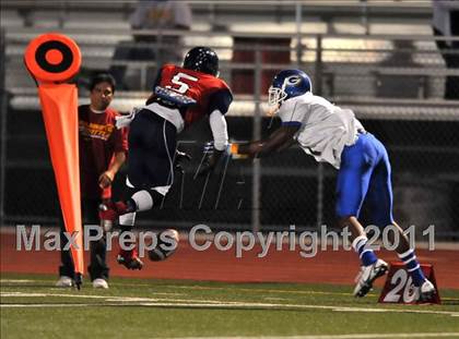 Thumbnail 2 in Garey @ Colony photogallery.