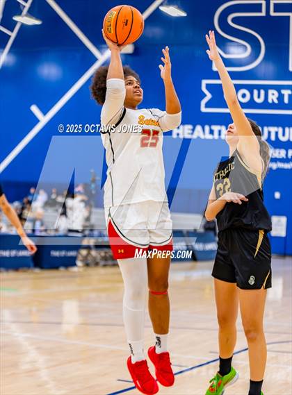 Thumbnail 2 in Catholic vs Elizabeth Seton (The St. James MLK Classic) photogallery.