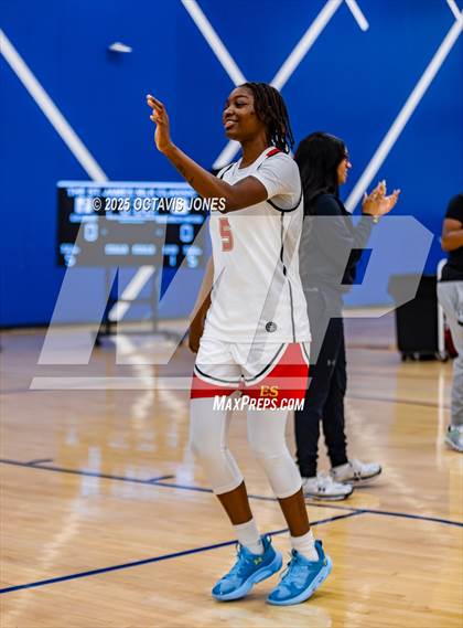 Thumbnail 3 in Catholic vs Elizabeth Seton (The St. James MLK Classic) photogallery.