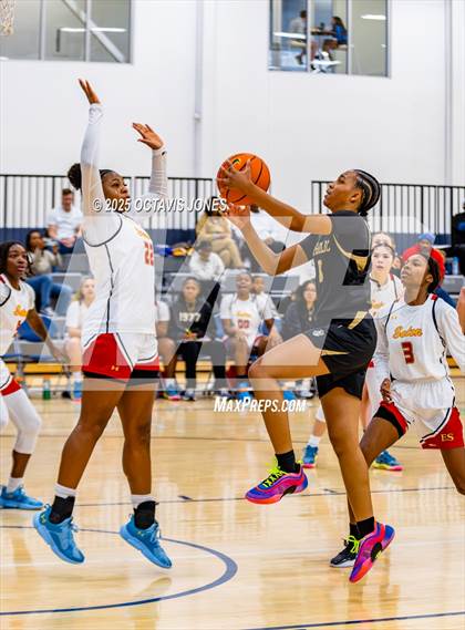 Thumbnail 2 in Catholic vs Elizabeth Seton (The St. James MLK Classic) photogallery.