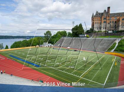 Thumbnail 3 in Vashon Island @ Stadium photogallery.