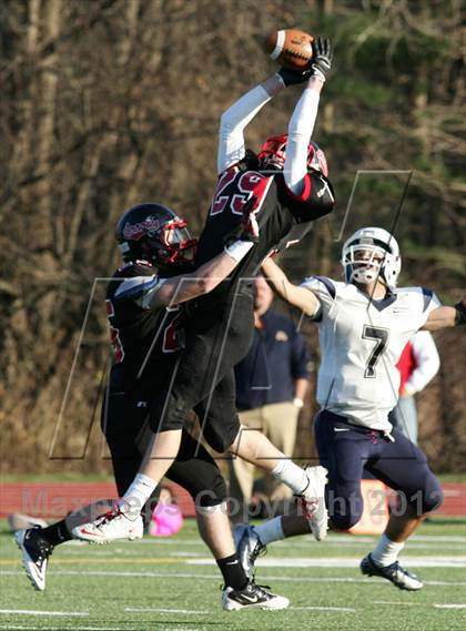Thumbnail 2 in St. Sebastion's vs. King Low Heywood Thomas (NEPSAC Art Valicenti Bowl) photogallery.