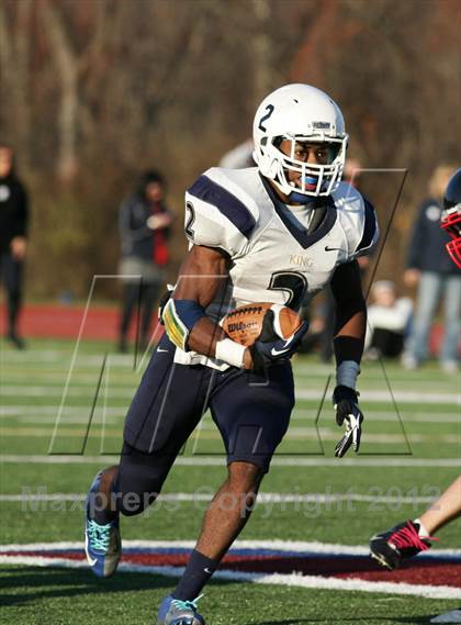 Thumbnail 3 in St. Sebastion's vs. King Low Heywood Thomas (NEPSAC Art Valicenti Bowl) photogallery.