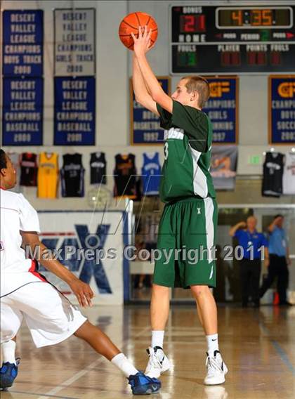 Thumbnail 3 in Ponderosa vs. Viewpoint (MaxPreps Holiday Classic) photogallery.