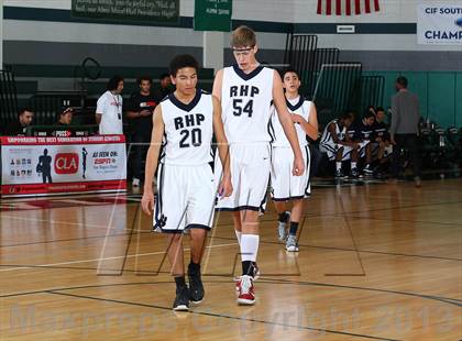 Thumbnail 3 in California Lutheran vs. Rolling Hills Prep photogallery.