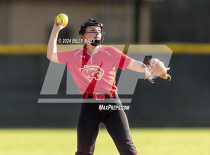 Thumbnail 1 in College Park @ Caney Creek photogallery.
