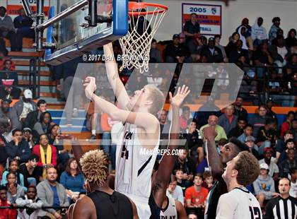 Thumbnail 2 in IMG Academy vs FindlayPrep (Chick-fil-a Classic) photogallery.
