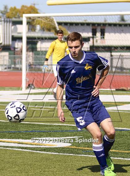 Thumbnail 2 in Mt. Pleasant vs. Leland (CIF CCS D2 Final) photogallery.