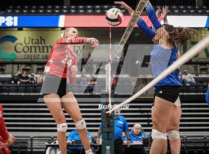 Thumbnail 3 in Parowan vs. Kanab (UHSAA 2A Final) photogallery.